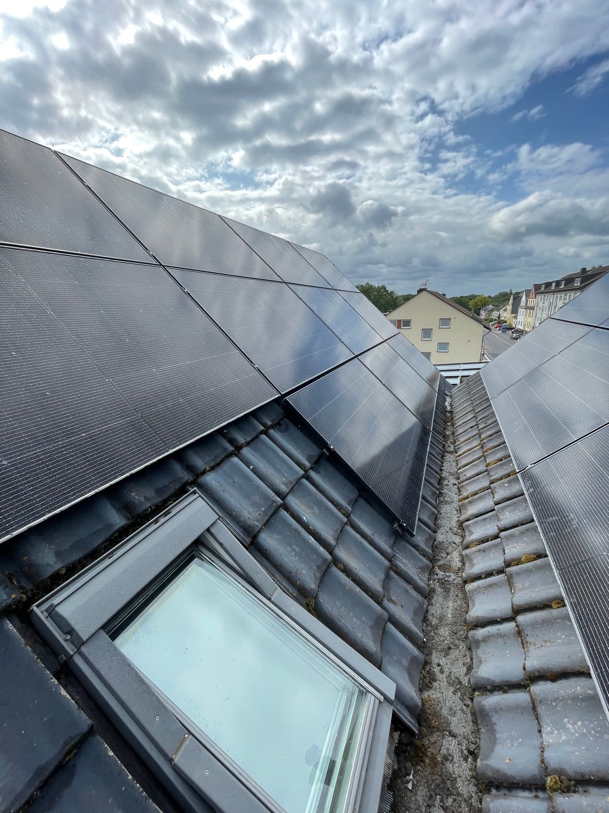 EARTH Photovoltaikprojekt: Leverkusen